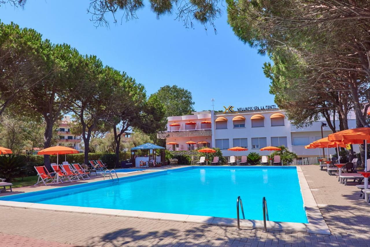 Hotel Capo Circeo Centro Benessere & Padel Сан Феличе Чирчео Екстериор снимка